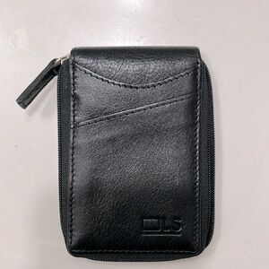 RFID “LS LEATHER” black card holder. NWOT